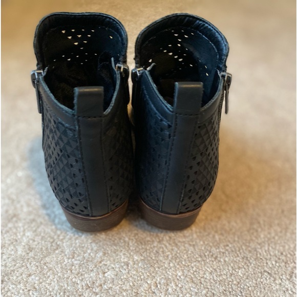 Lucky Brand | Shoes | Lucky Brand Sz 7.5
Black Basel Perforated…. - Picture 5 of 6